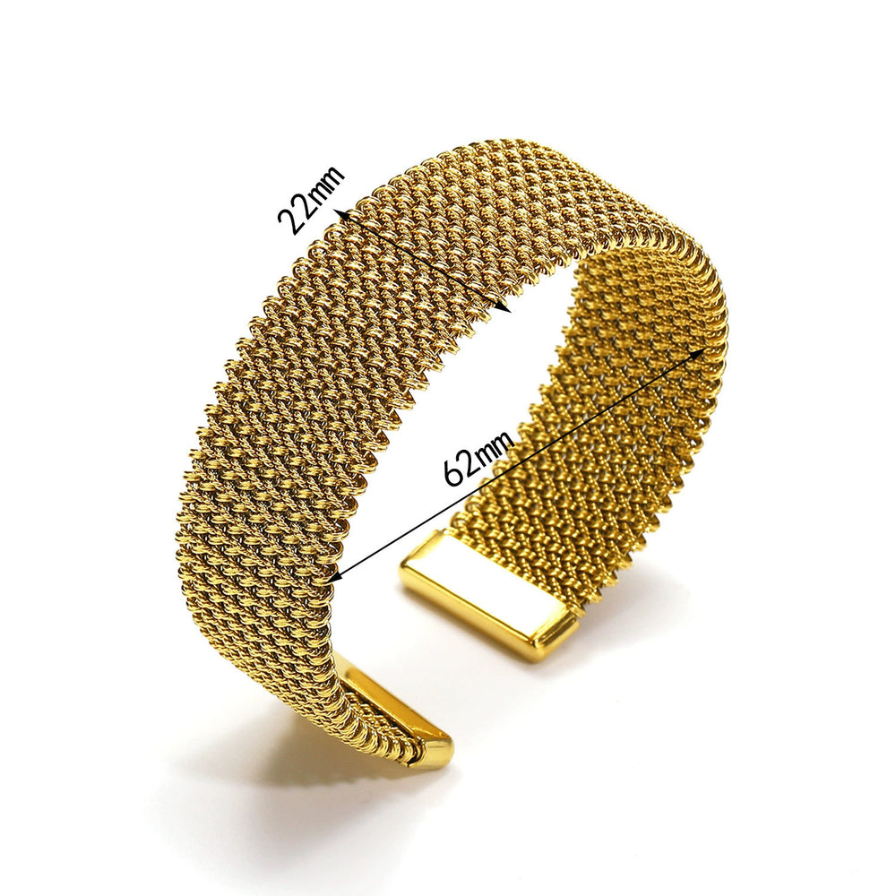 Pulsera de Acero Titanio con Textura Grabada, Chapada en Oro 18K, para Mujer