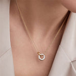 Collar de Clavícula con Doble Aro