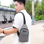 Mochila Bandolera Impermeable para Hombre - Estilo Urbano y Casual